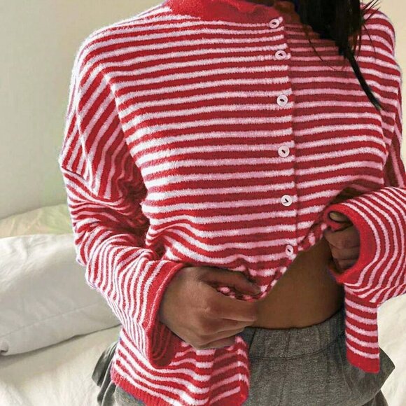 Casual Women's Vivid Style Street Striped Knit Cardigan sweater - Picture 4 of 11